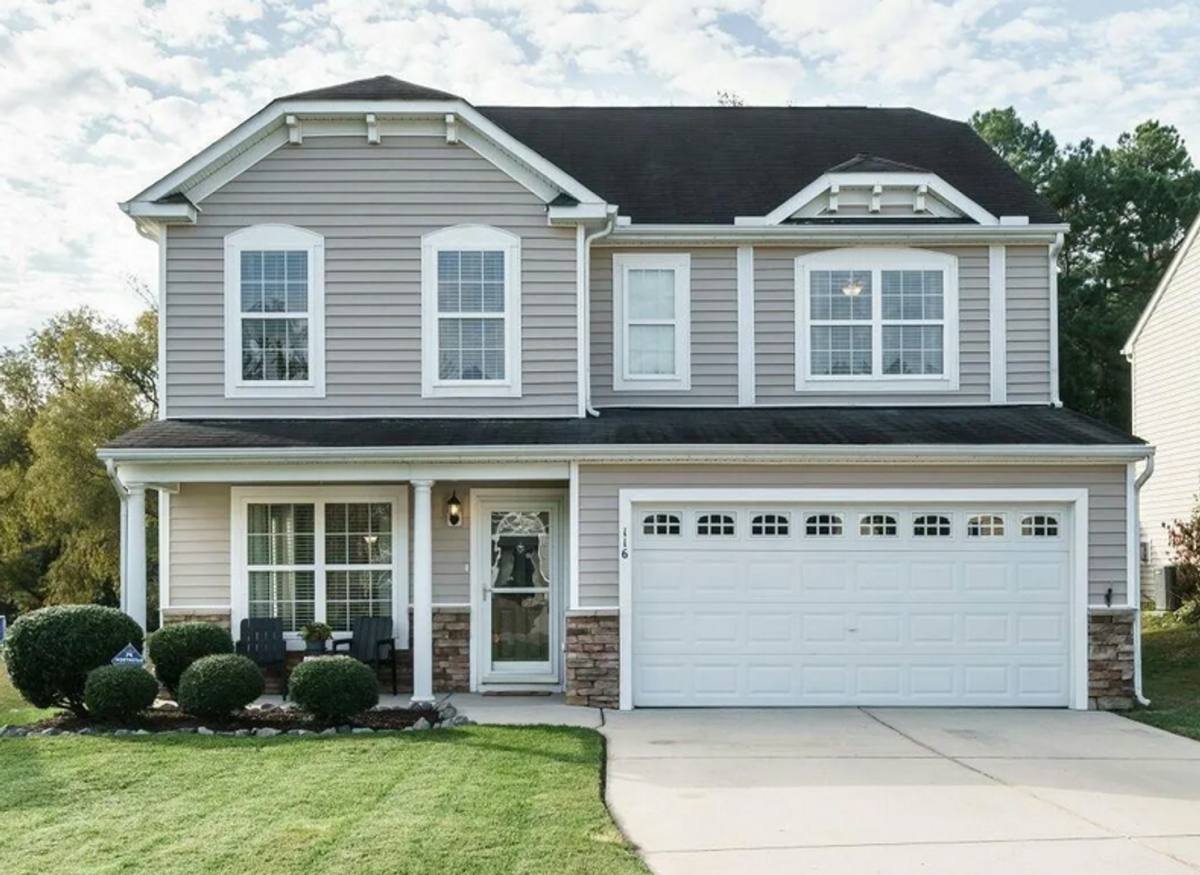 House for rent at 116 Willowridge Dr, Sanford, NC 27332