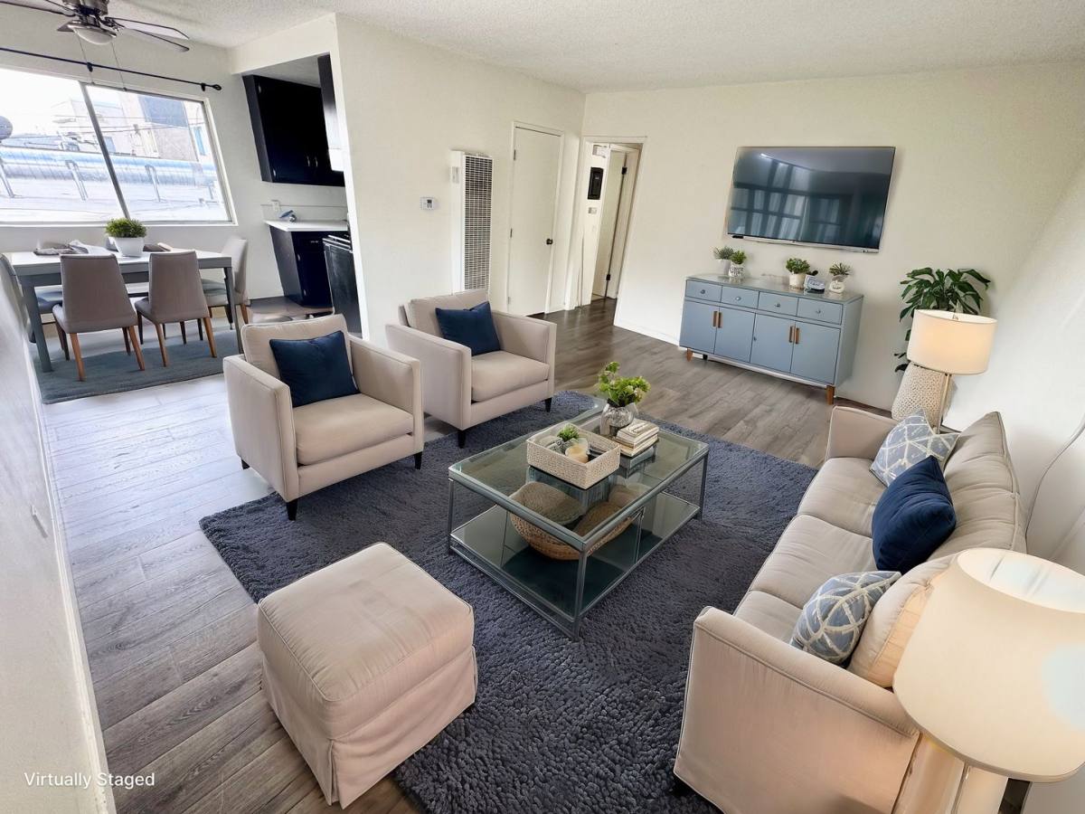 Apartment for rent at 460 Solano Ave, Los Angeles, CA 90012
