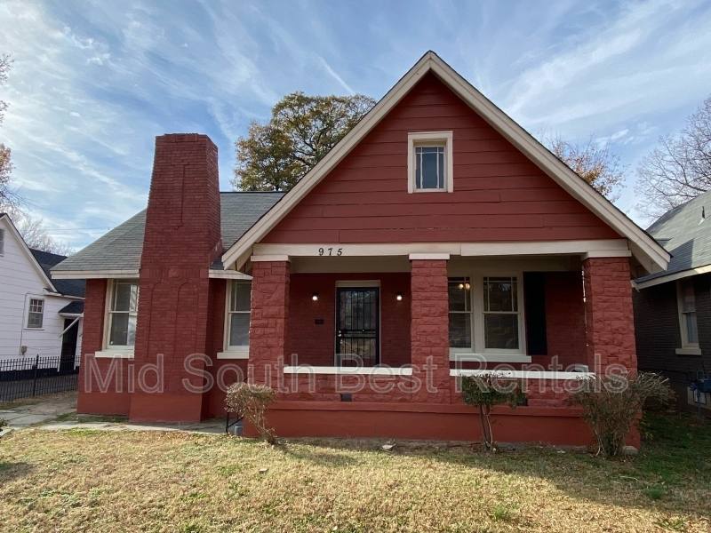 House for rent at 975 N Avalon Vollintine-Evergreen, Memphis, TN 38107