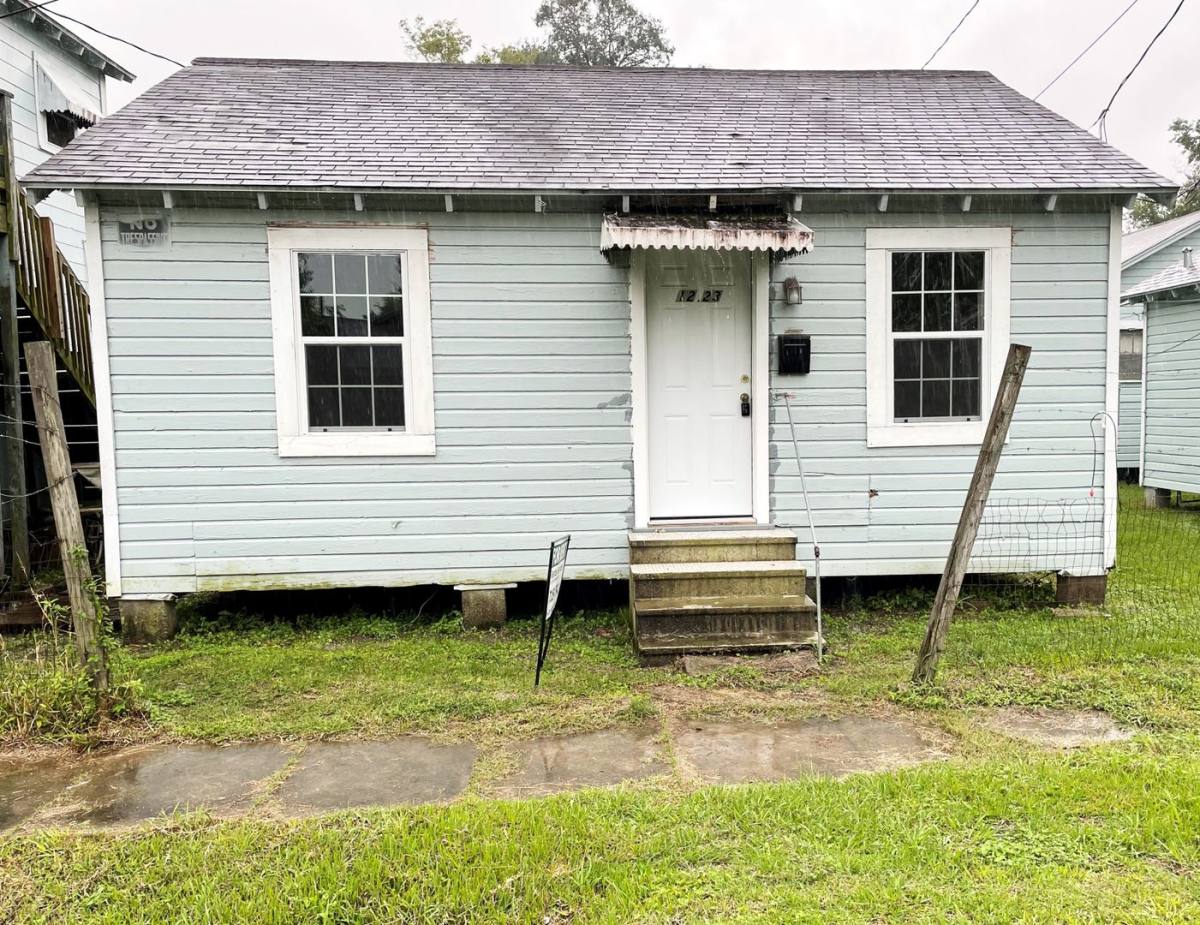 House for rent at 1223 Long Ave, Beaumont, TX 77701