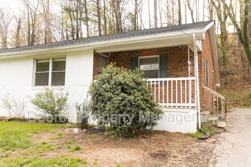 Apartment for rent at 3704 Fountain Ave #A, Chattanooga, TN 37412