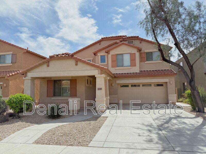 House for rent at 4245 E Folgers Rd, Phoenix, AZ 85050