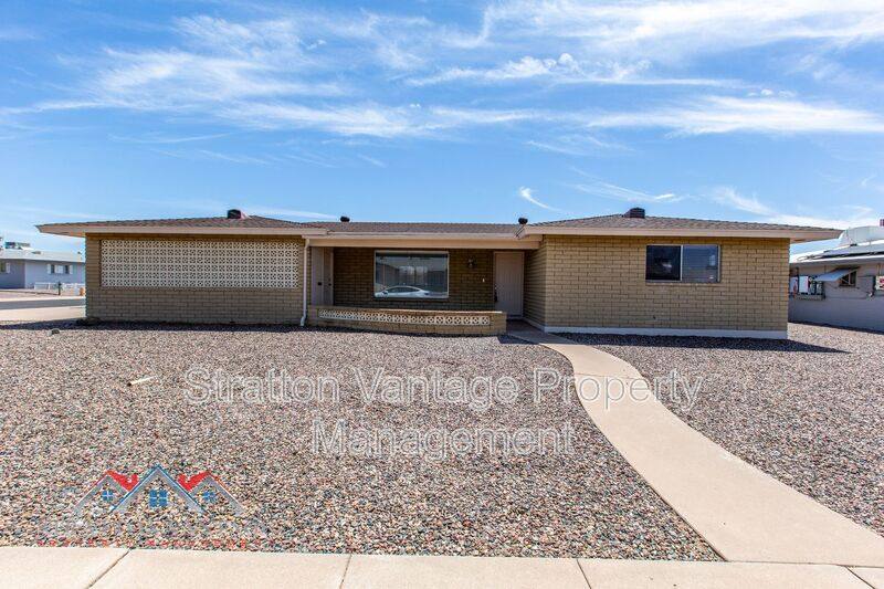 House for rent at 5927 E Dodge St, Mesa, AZ 85205