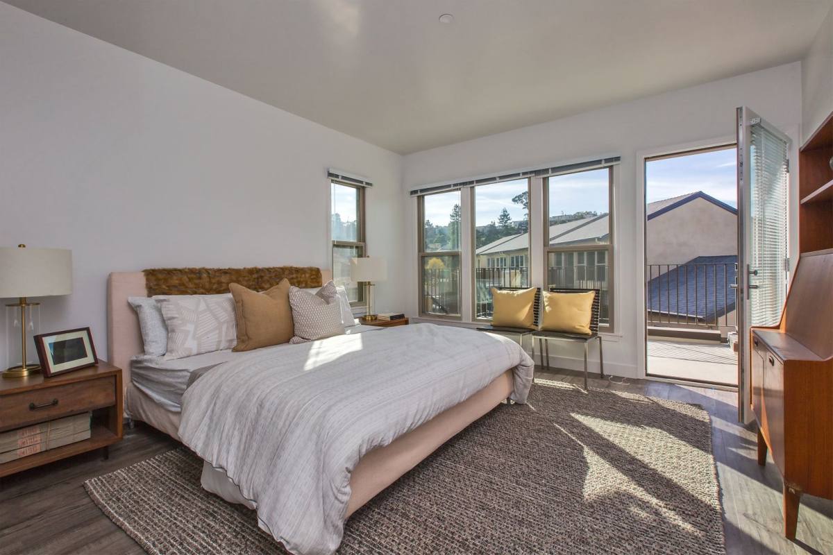 Apartment for rent at 403 S Garrard Blvd, Richmond, CA 94801