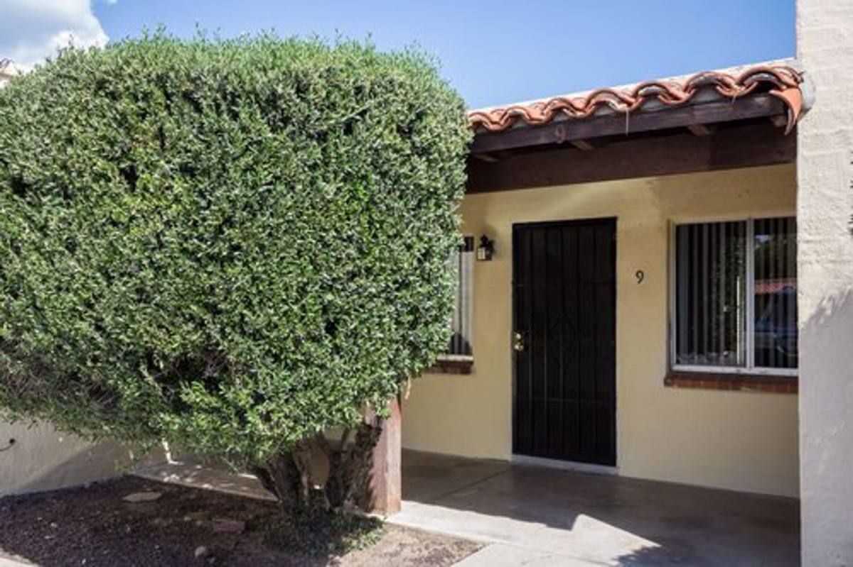 Apartment for rent at 600 E Bromley, Tucson, AZ 85704