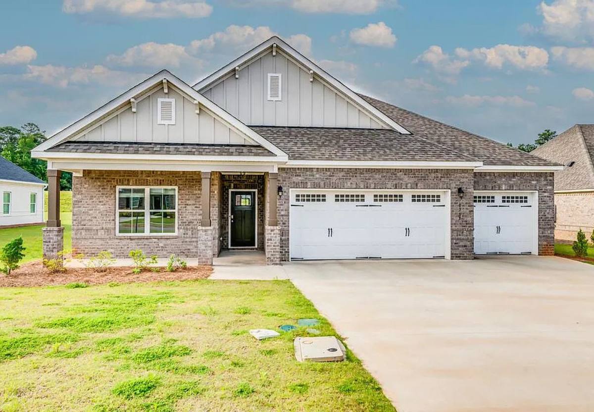 House for rent at 1737 Cushman Dr, Opelika, AL 36801