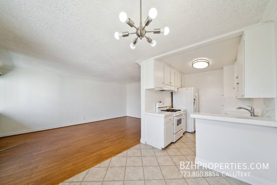 Apartment for rent at 7548 Hampton Ave #304, Los Angeles, CA 90046