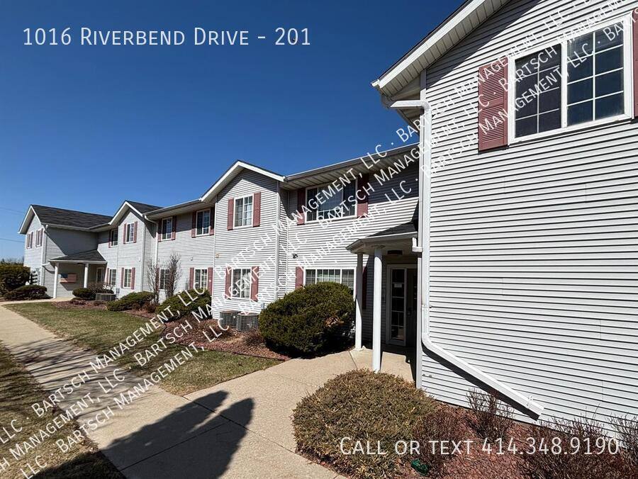 Apartment for rent at 1016 Riverbend Dr #201, Hartford, WI 53027