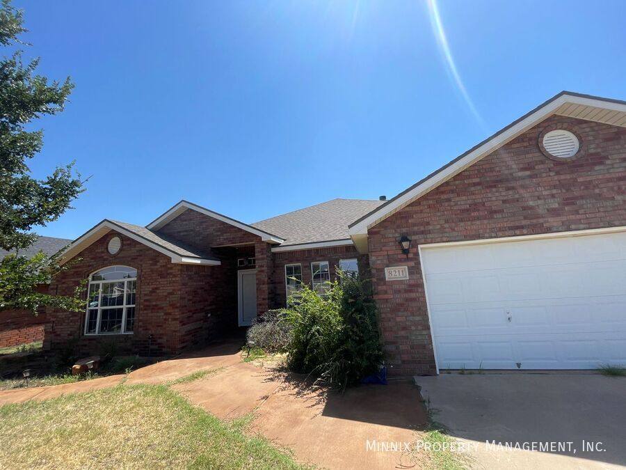 House for rent at 8211 Quincy Ave, Lubbock, TX 79424