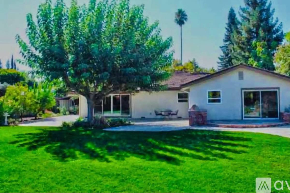 House for rent at 15 Fenway Court, Walnut Creek, CA 94598