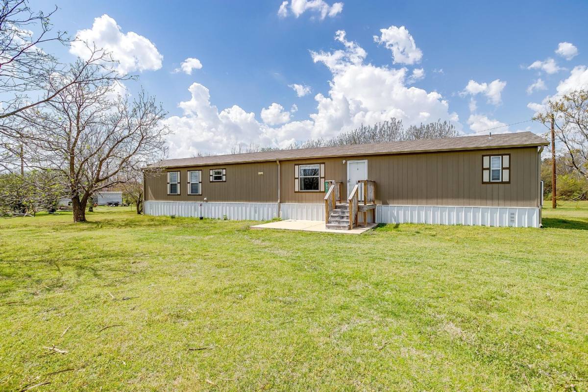 House for rent at 540 Hondo Trail, Burleson, TX 76028