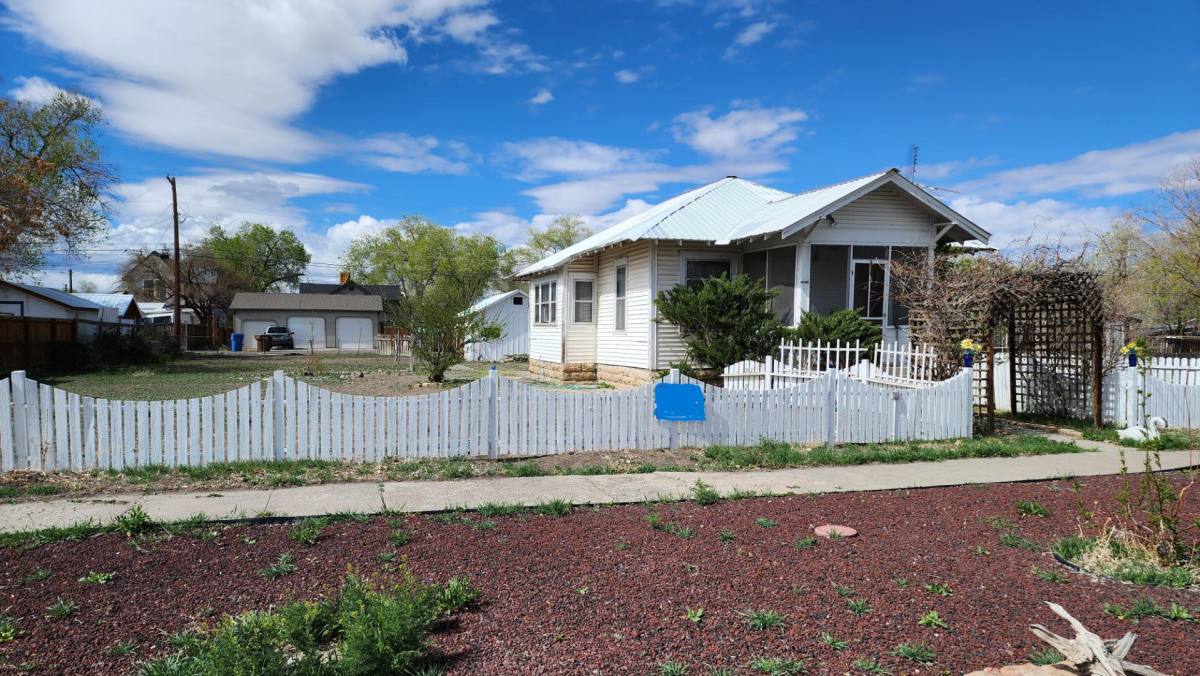 House for rent at 817 N Mesa Ave, Montrose, CO 81401