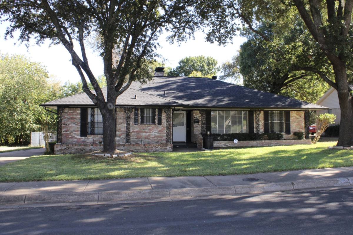 House for rent at 2730 King Cole Dr, Dallas, TX 75216