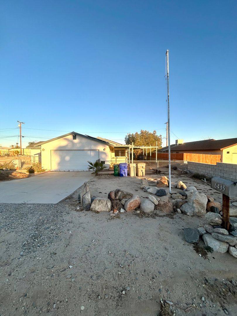 House for rent at 6435 Cahuilla Ave, Twentynine Palms, CA 92277