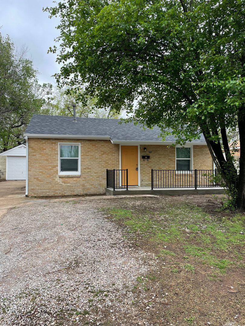 House for rent at 522 E Douglas Dr, Oklahoma City, OK 73110