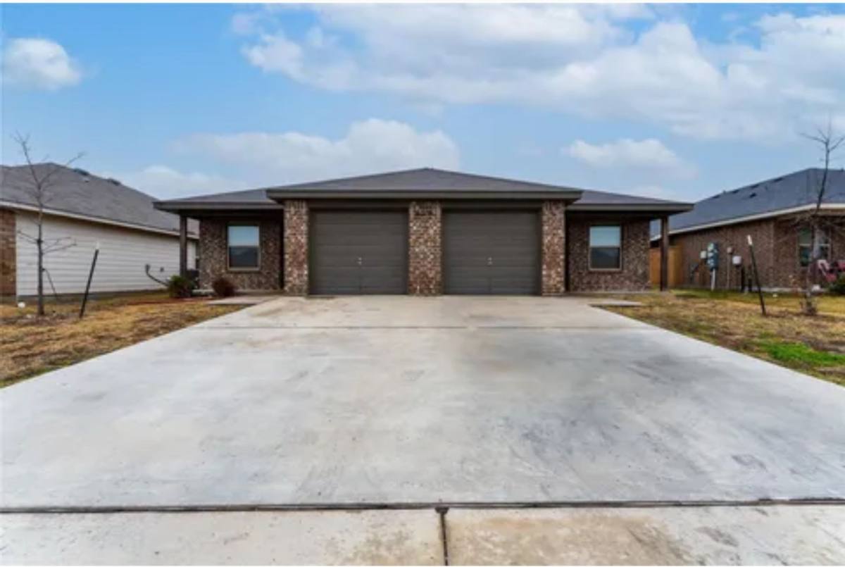 Apartment for rent at 6009 Amelia Earhart, Killeen, TX 76543