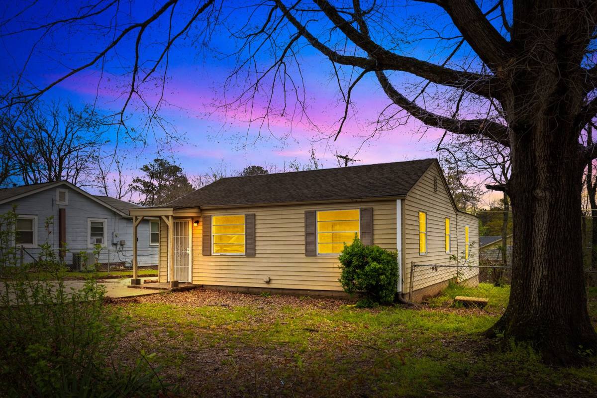 House for rent at 1329 Woodward Rd, Birmingham, AL 35228
