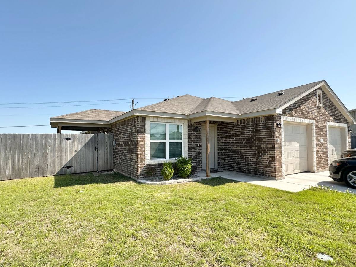 Townhouse for rent at 1825 Clovis Dr, Copperas Cove, TX 76522