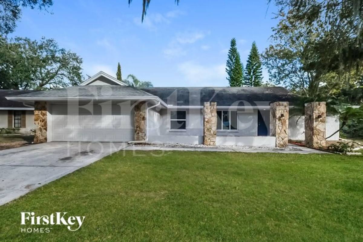 House for rent at 605 Green Cove Dr, Brandon, FL 33510