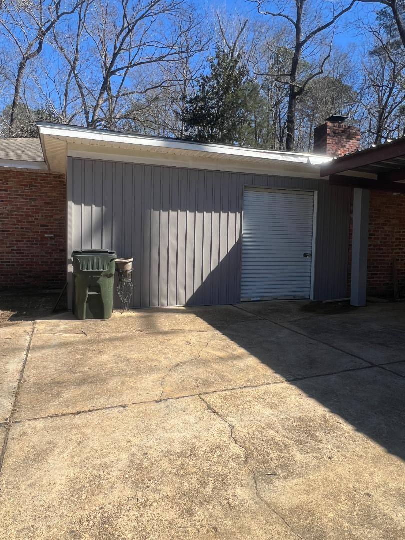 House for rent at 1 Lakeshore Dr, Tuscaloosa, AL 35404