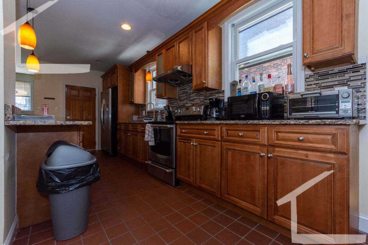 Townhouse for rent at 1524 Commonwealth Ave #A1, Brighton, MA 02135