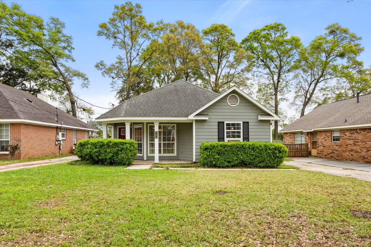 House for rent at 807 Linlen Ave, Mobile, AL 36609
