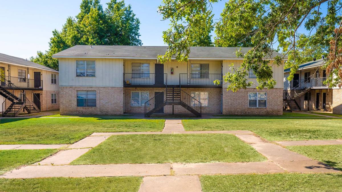 Apartment for rent at 4421 Windsor Dr, Fort Smith, AR 72916