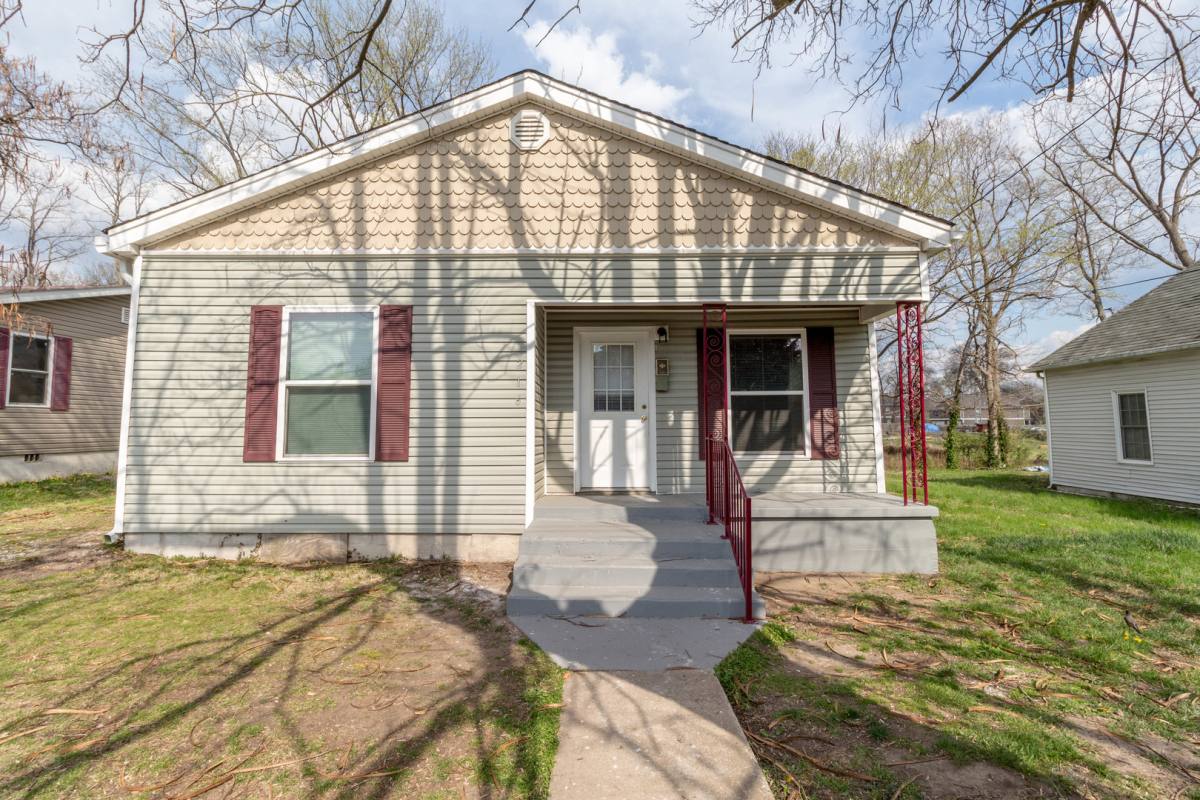 House for rent at 216 McBaine Ave, Columbia, MO 65203