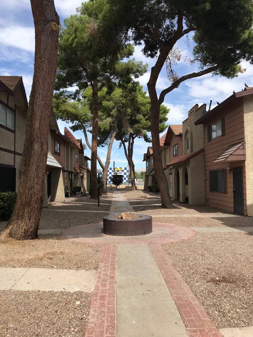 Apartment for rent at 867 Flagstone Way, Las Vegas, NV 89110