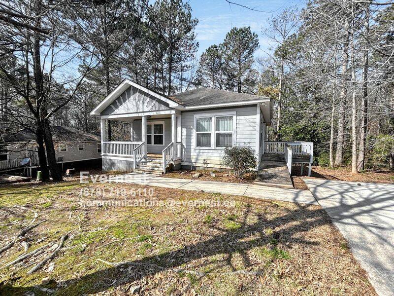 House for rent at 2037 Lakewood Trail SE, Atlanta, GA 30315