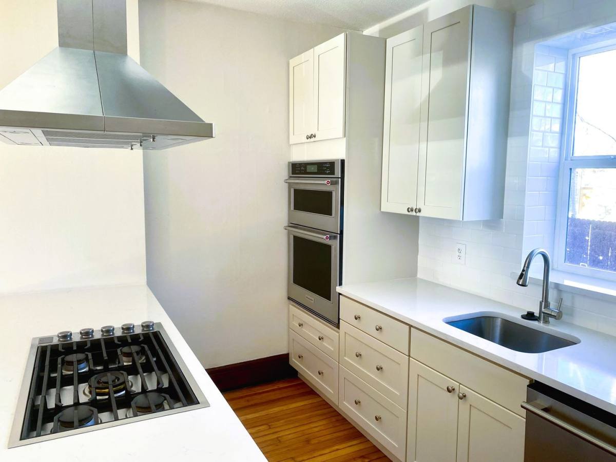 Townhouse for rent at 1009 W 14th Ave, Denver, CO 80204