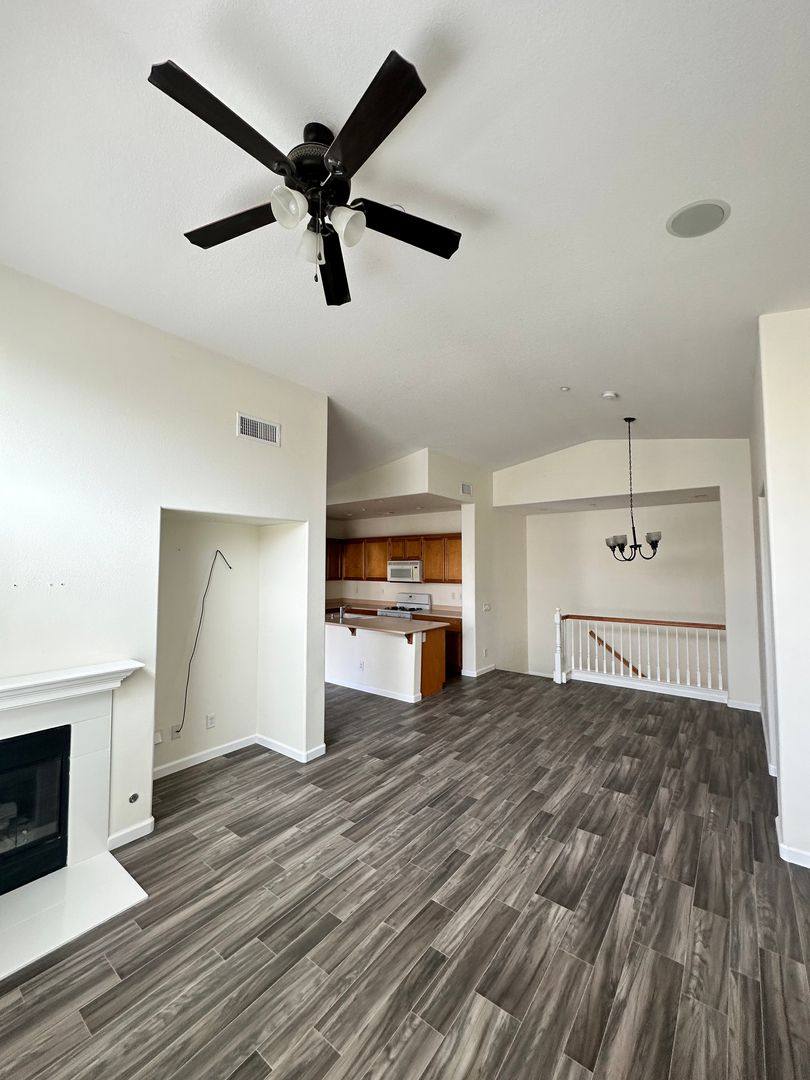 Condo for rent at 27956 John F Kennedy Dr, Moreno Valley, CA 92555