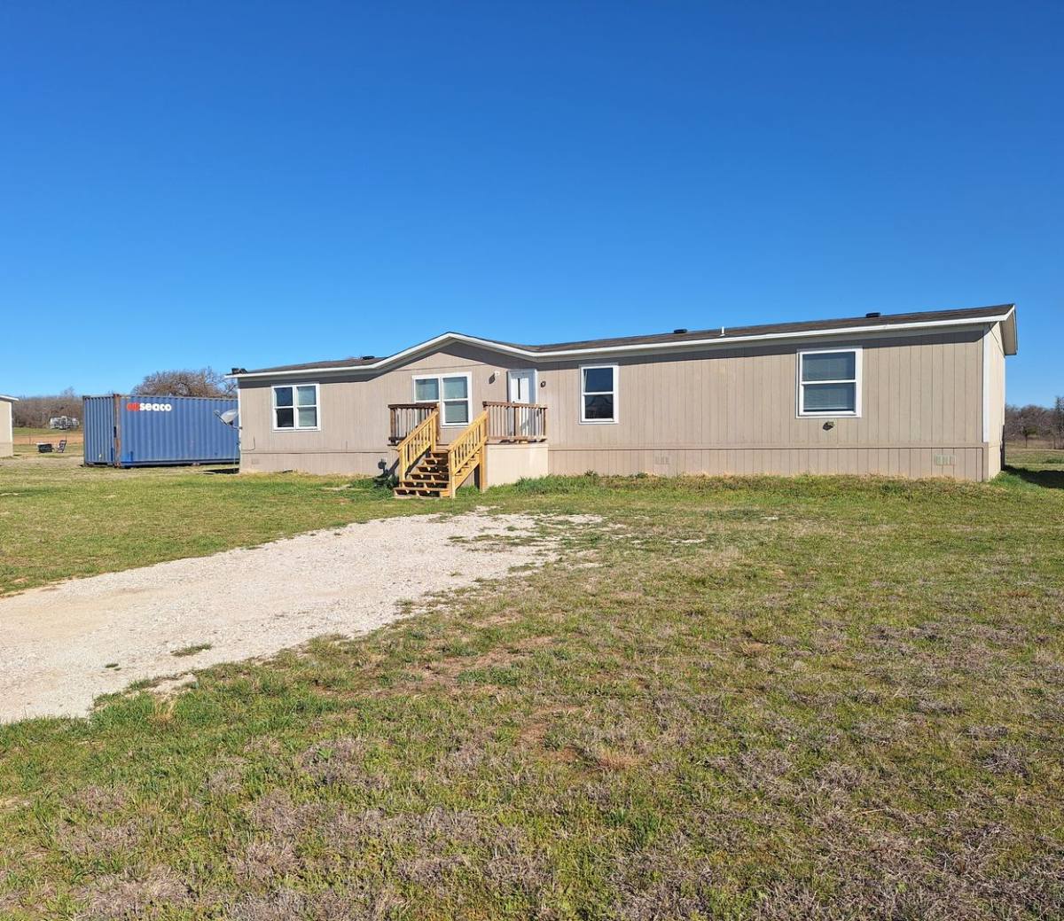 House for rent at 242 Deer Valley Lane, Poolville, TX 76487