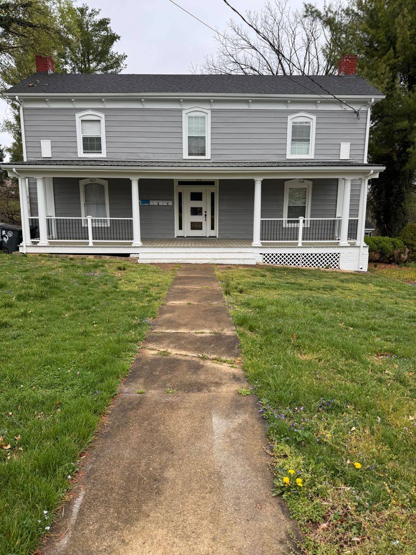 Apartment for rent at 4067 Fort Ave, Lynchburg, VA 24502