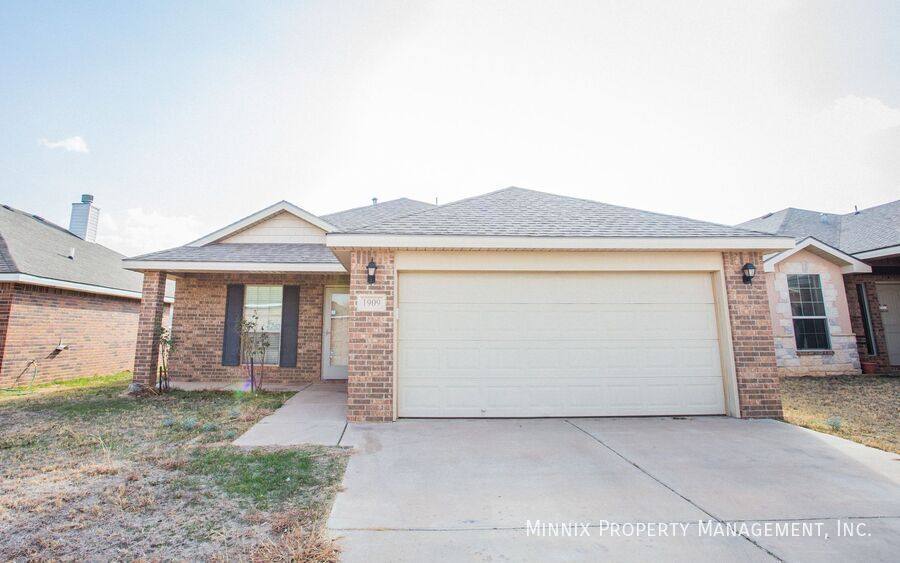 House for rent at 1909 99th St, Lubbock, TX 79423