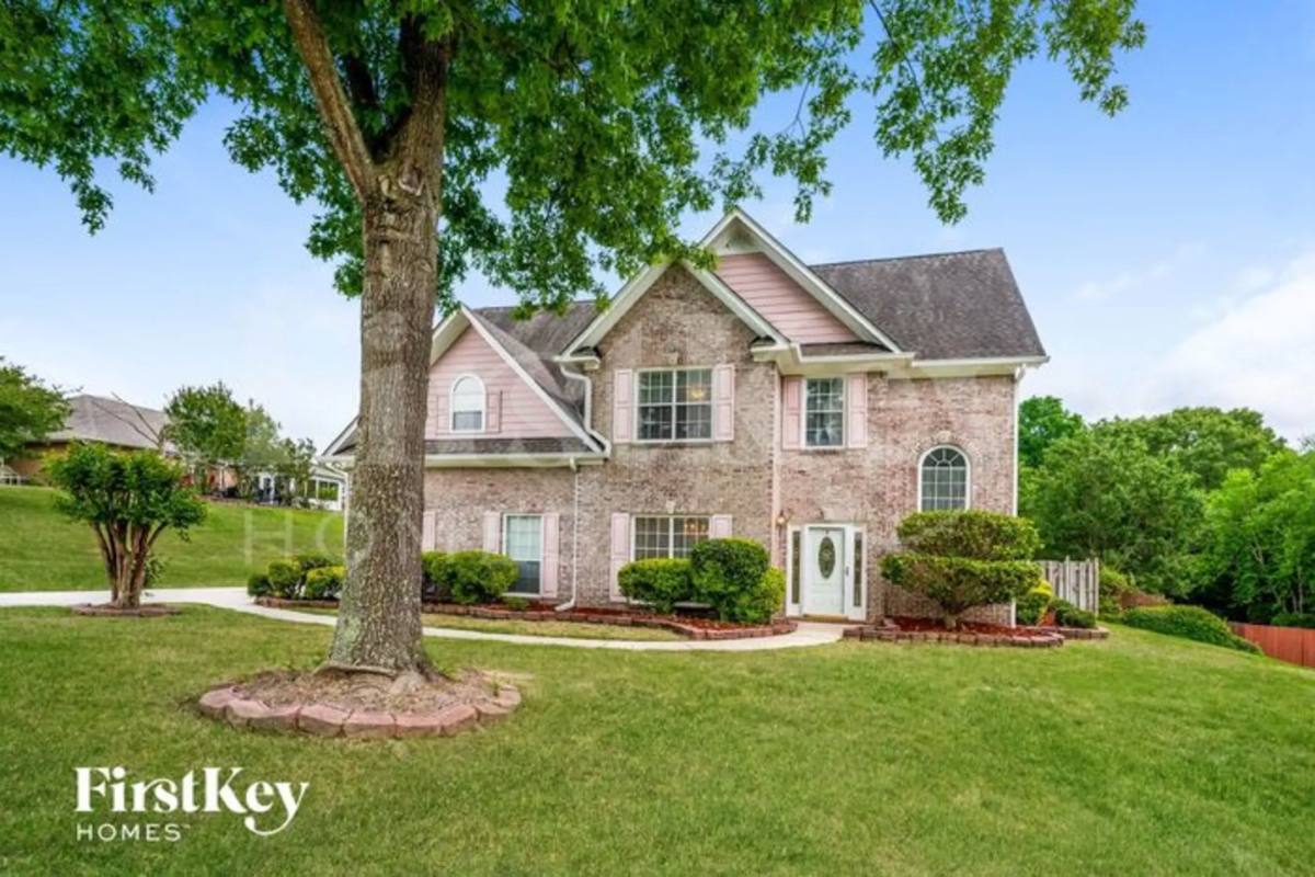 House for rent at 233 Dawns Way, Trussville, AL 35173