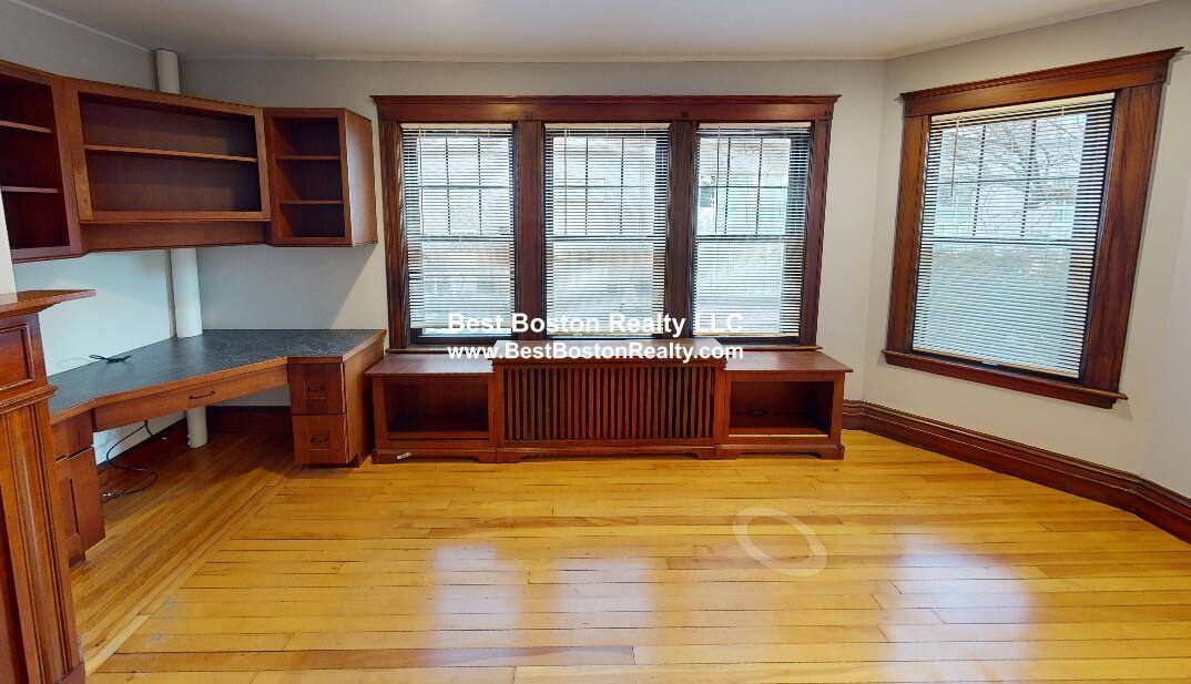 Apartment for rent at 13 Story St #6, Cambridge, MA 02138