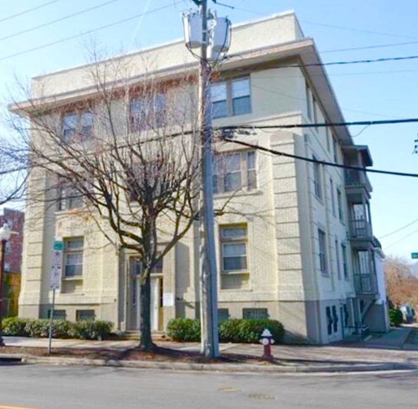 Condo for rent at 3015 W Ave, Newport News, VA 23607