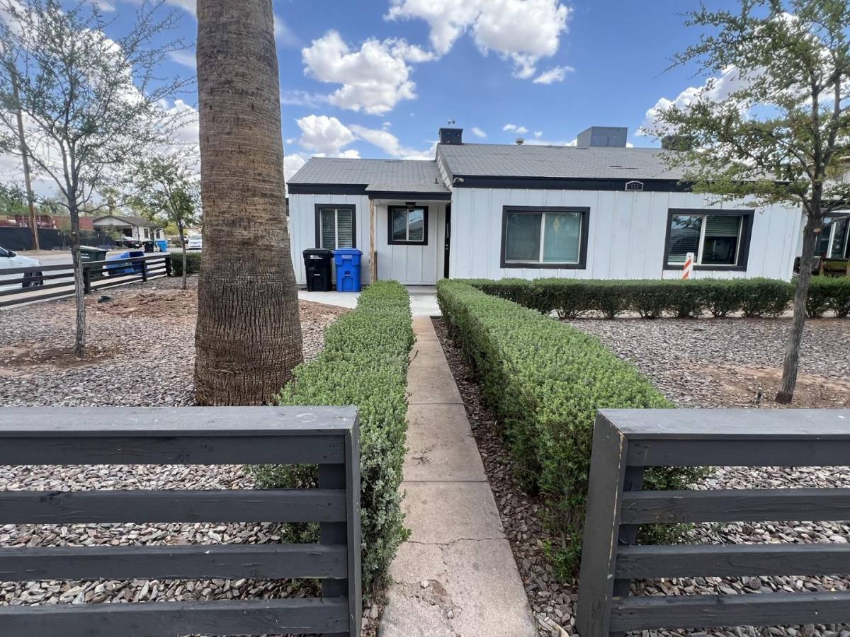 House for rent at 433 N 14th St #2, Phoenix, AZ 85006