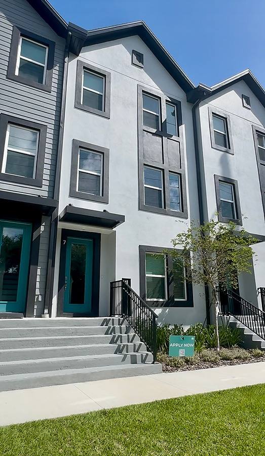 Townhouse for rent at 3418 W La Salle St, Tampa, FL 33607