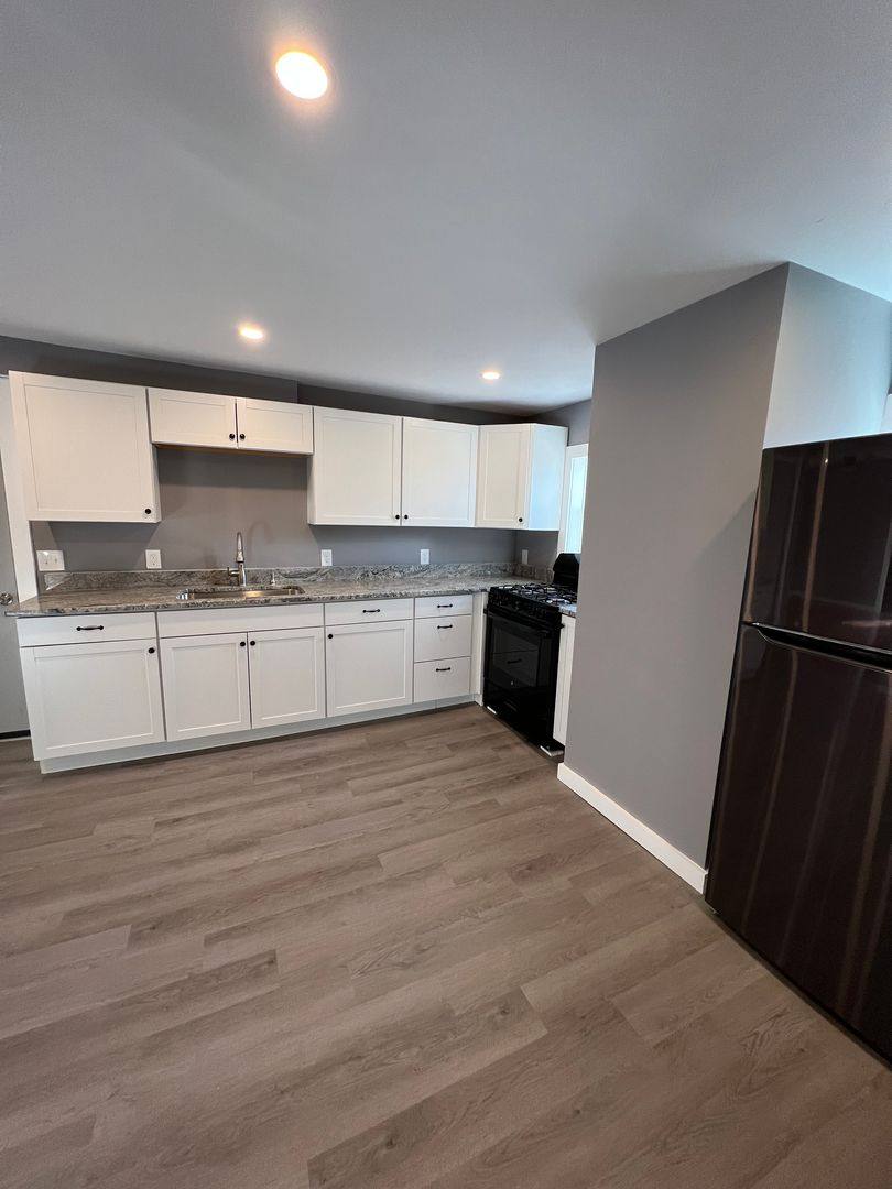 Apartment for rent at 34 Temple St, Spencer, MA 01562