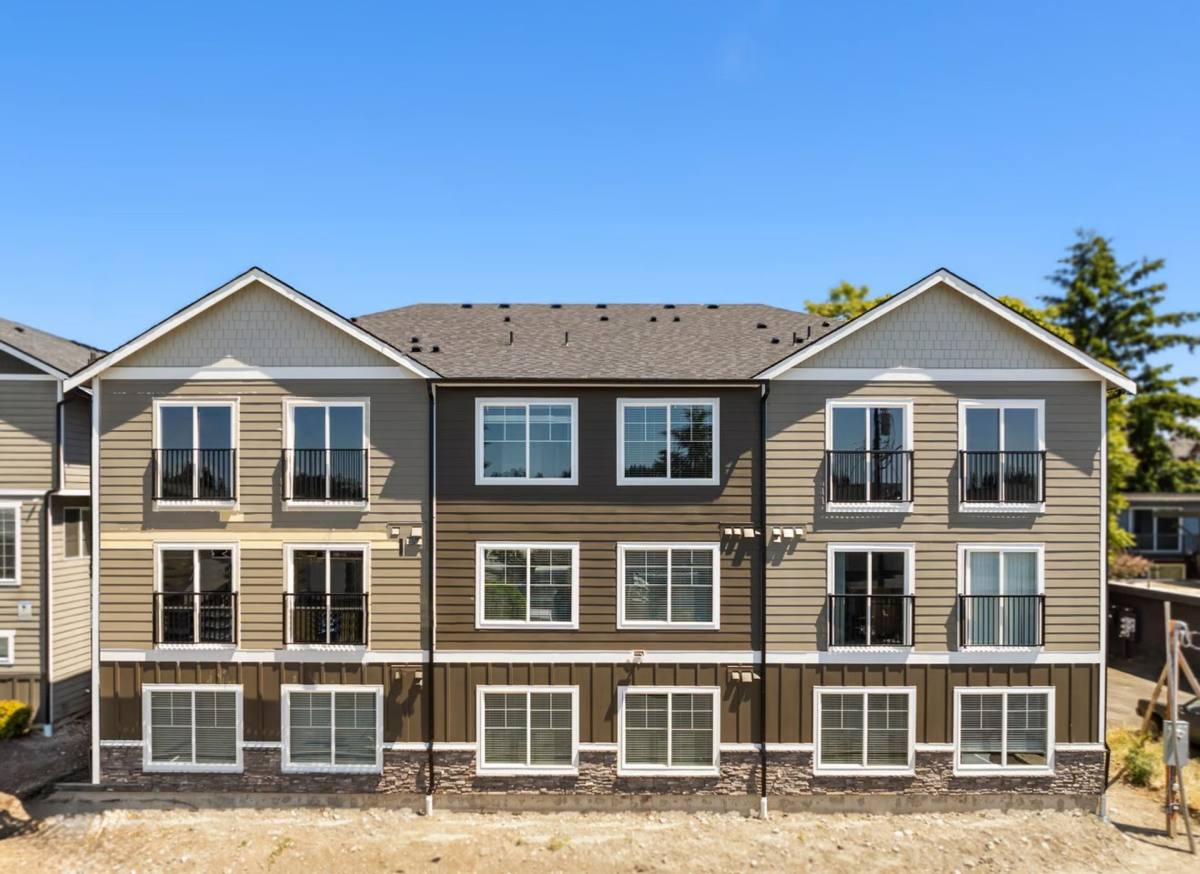 Apartment for rent at 4045 S Puget Sound Ave, Tacoma, WA 98409