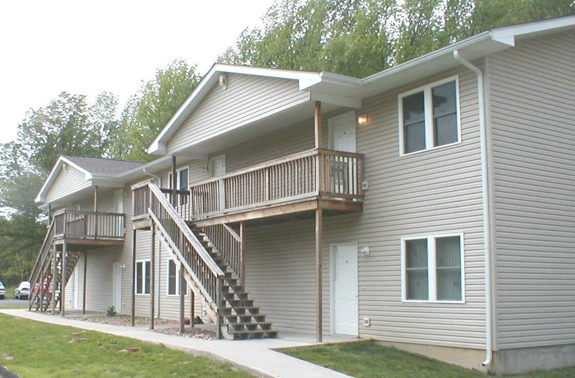 Apartment for rent at 2300 S Illinois Ave, Carbondale, IL 62903