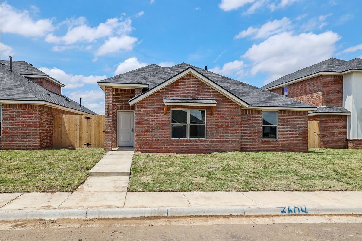 House for rent at 7604 Woodford Ave, Amarillo, TX 79110