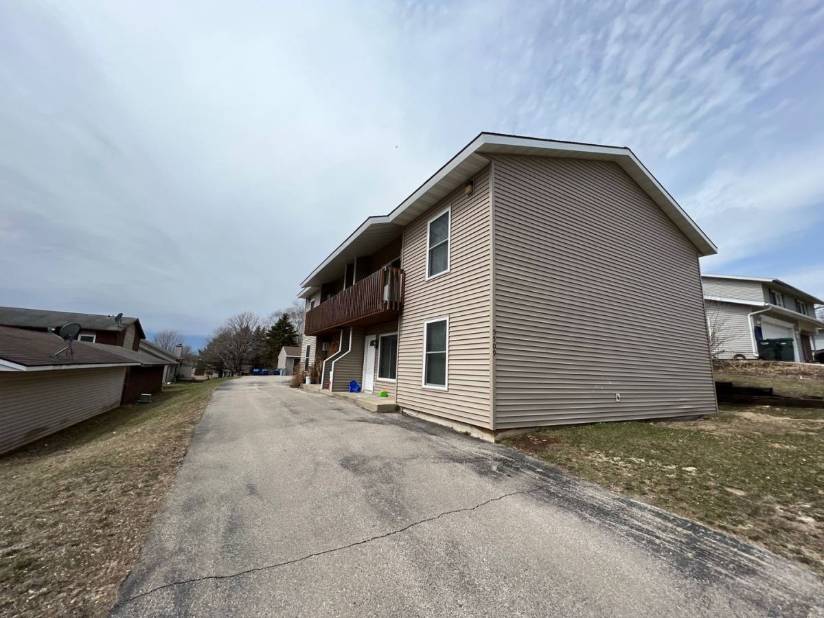 Apartment for rent at 5509 26th Ave NW, Rochester, MN 55901