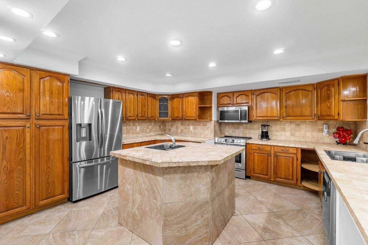 House for rent at 4323 Redding Rd, Boynton Beach, FL 33436