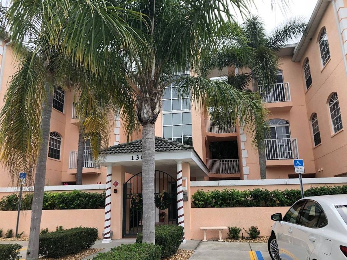 Condo for rent at 1320 Gondola Park Dr, Venice, FL 34292