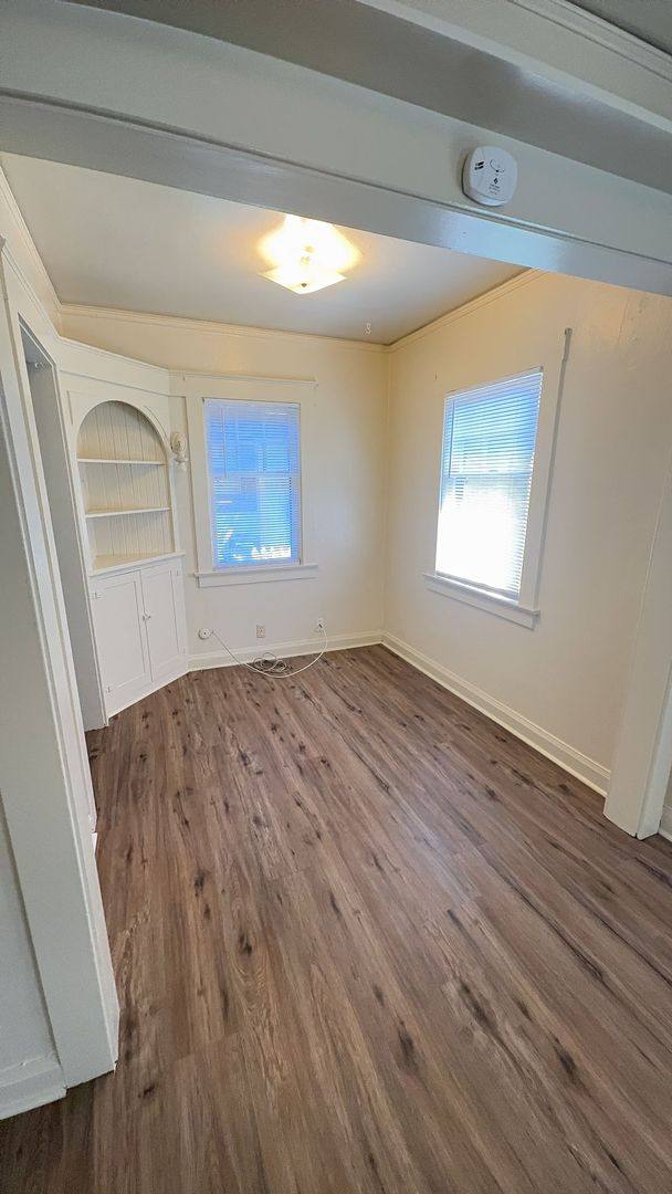 Apartment for rent at 920 W 11th St, Medford, OR 97501