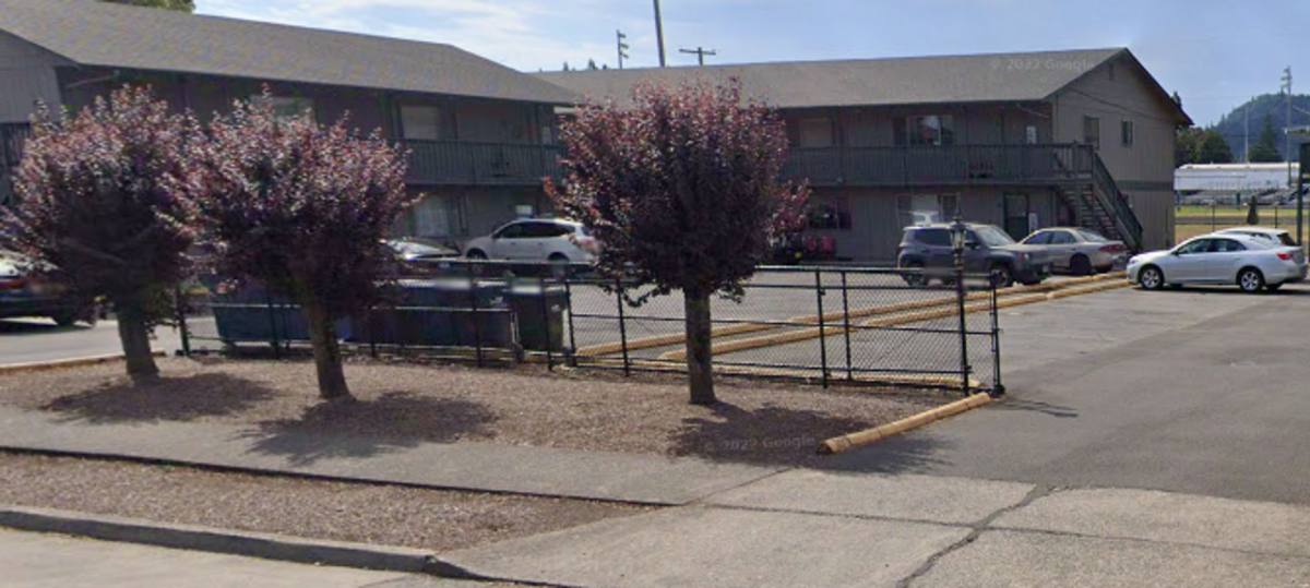 Apartment for rent at 1017 J St, Springfield, OR 97477
