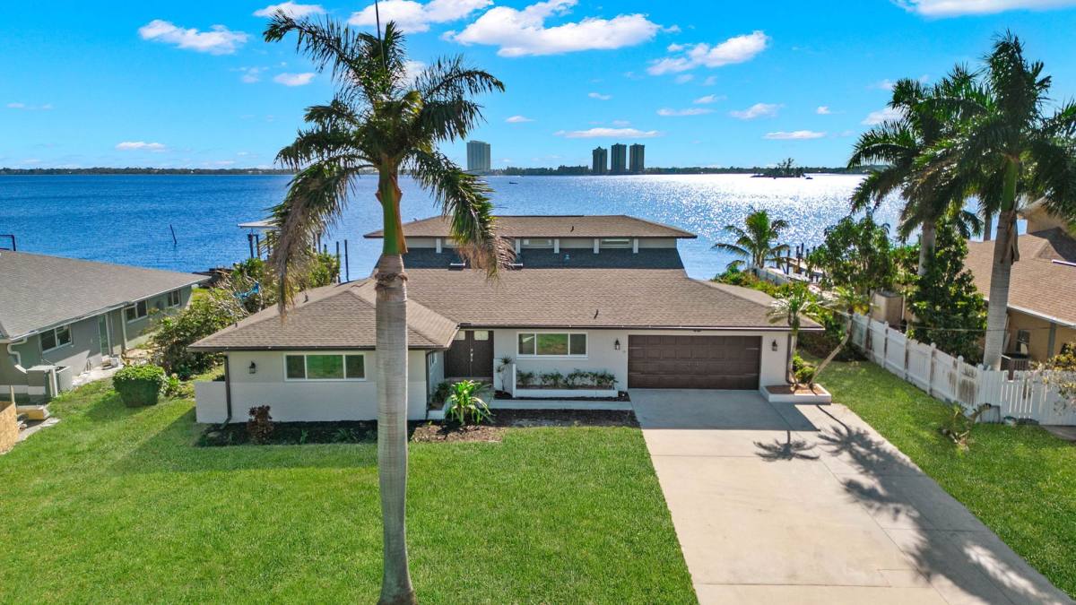House for rent at 107 E N Shore Ave, North Fort Myers, FL 33917